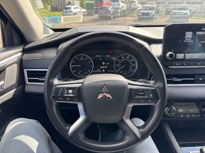 2024 Mitsubishi Outlander SE Black Edition