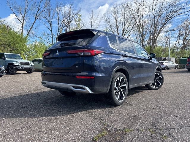 2024 Mitsubishi Outlander SE Black Edition