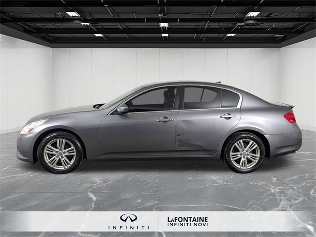 2013 INFINITI G37 X