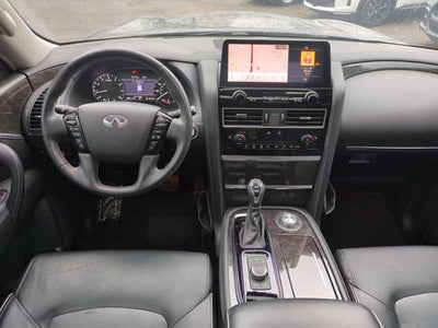 2024 INFINITI QX80 LUXE