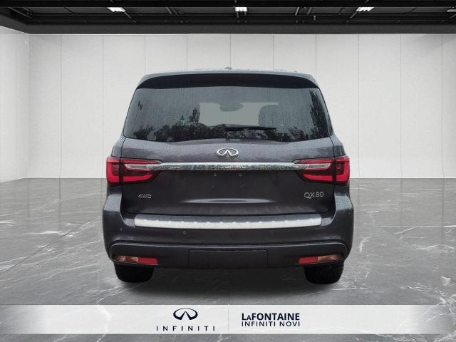 2024 INFINITI QX80 LUXE