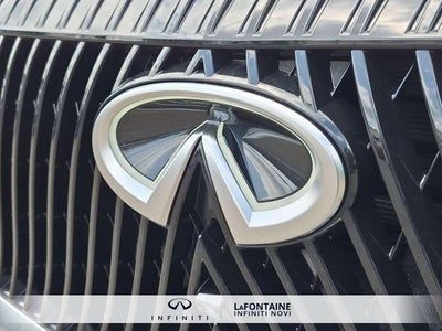 2027 INFINITI QX80 PURE