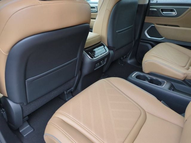 2027 INFINITI QX80 LUXE