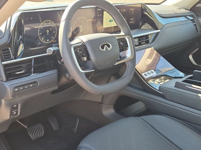 2027 INFINITI QX80 LUXE