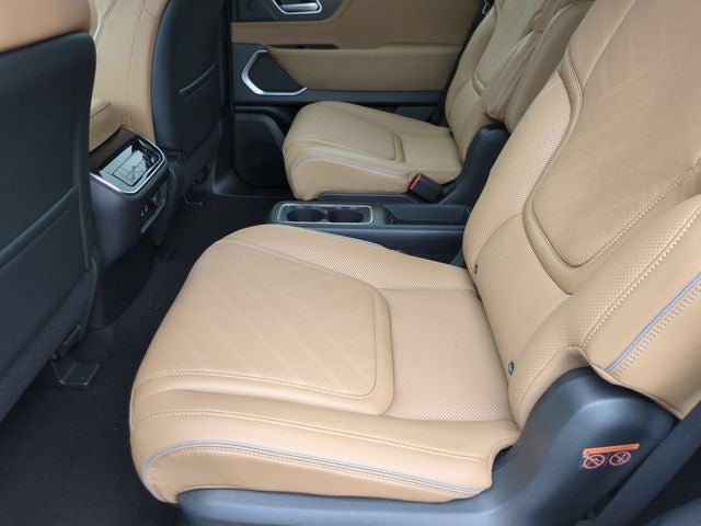 2027 INFINITI QX80 LUXE