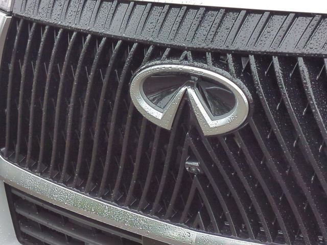 2027 INFINITI QX80 LUXE