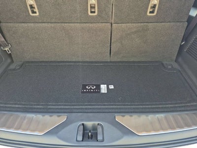 2027 INFINITI QX80 LUXE
