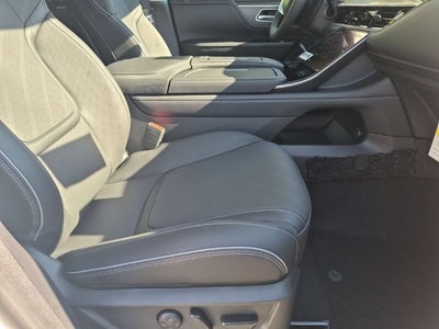 2027 INFINITI QX80 LUXE