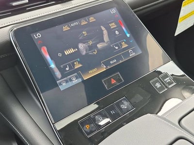 2027 INFINITI QX80 LUXE