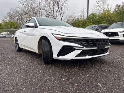 2024 Hyundai Elantra Limited