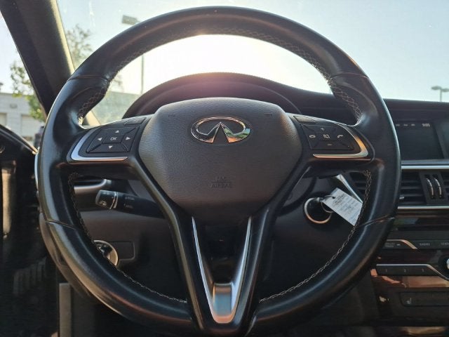2017 INFINITI QX30 Premium