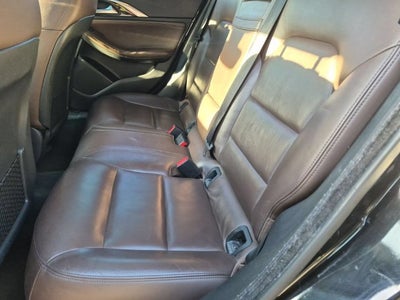 2017 INFINITI QX30 Premium