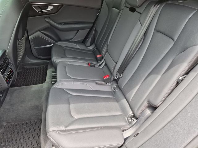 2022 Audi Q8 55 Premium Plus quattro