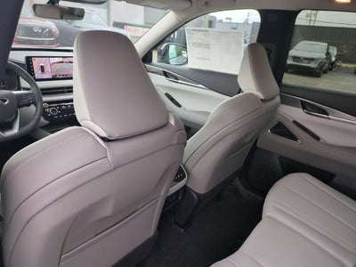2027 INFINITI QX60 LUXE