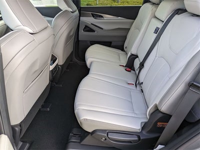 2026 INFINITI QX60 LUXE