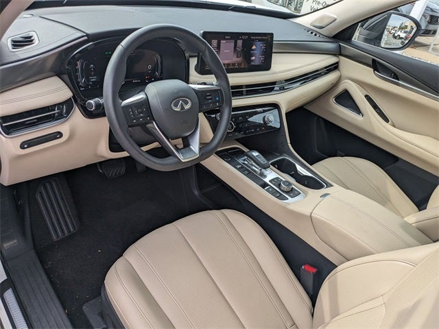 2025 INFINITI QX60 LUXE