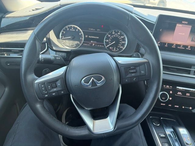 2023 INFINITI QX60 PURE