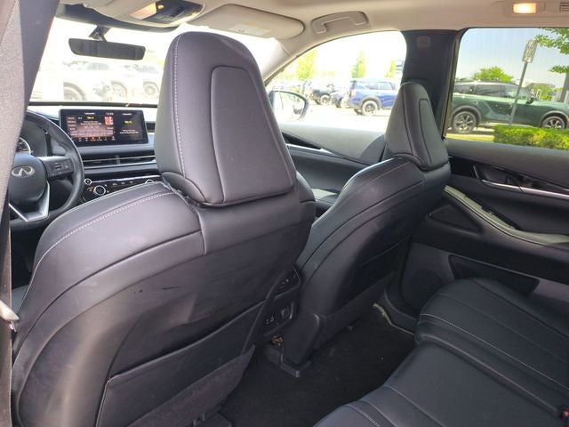 2023 INFINITI QX60 PURE
