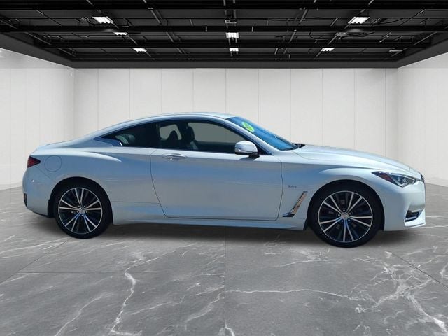 2018 INFINITI Q60 3.0t LUXE