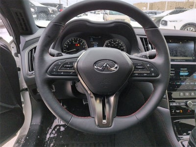 2022 INFINITI Q60 Red Sport 400