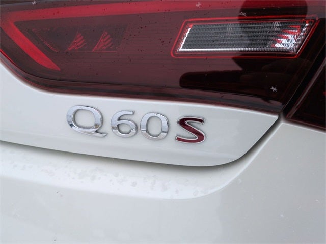 2022 INFINITI Q60 Red Sport 400