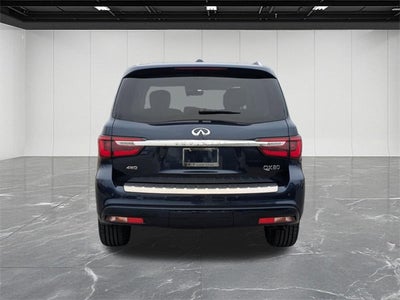 2024 INFINITI QX80 LUXE