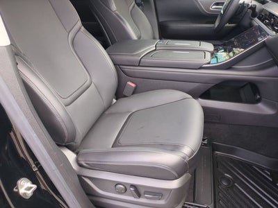 2025 INFINITI QX80 PURE