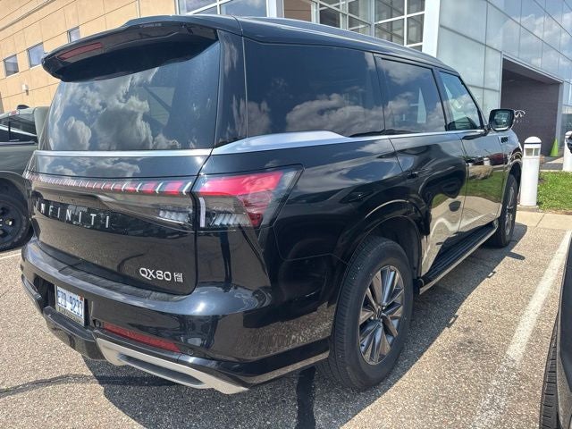 2025 INFINITI QX80 PURE