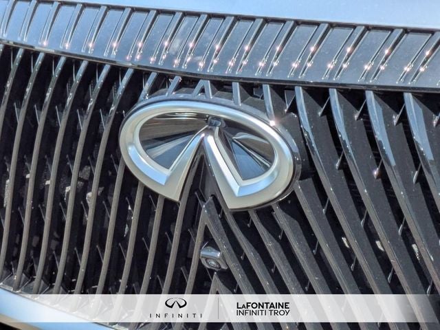 2026 INFINITI QX80 LUXE