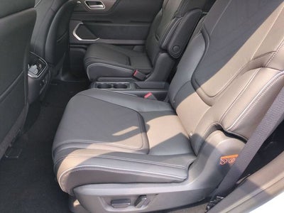 2027 INFINITI QX80 LUXE