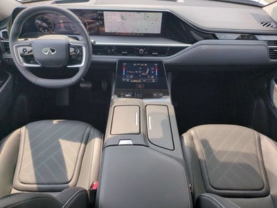 2027 INFINITI QX80 LUXE