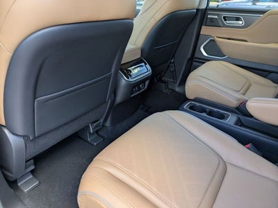 2026 INFINITI QX80 LUXE