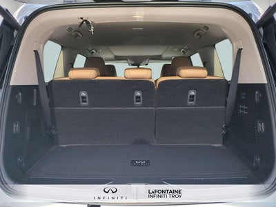 2027 INFINITI QX80 LUXE