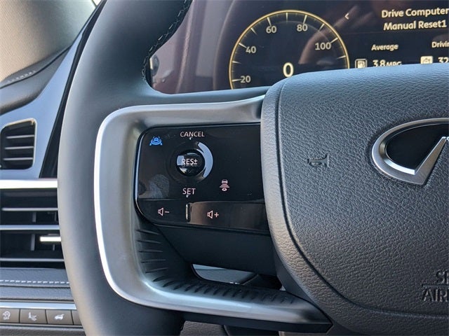 2026 INFINITI QX80 LUXE