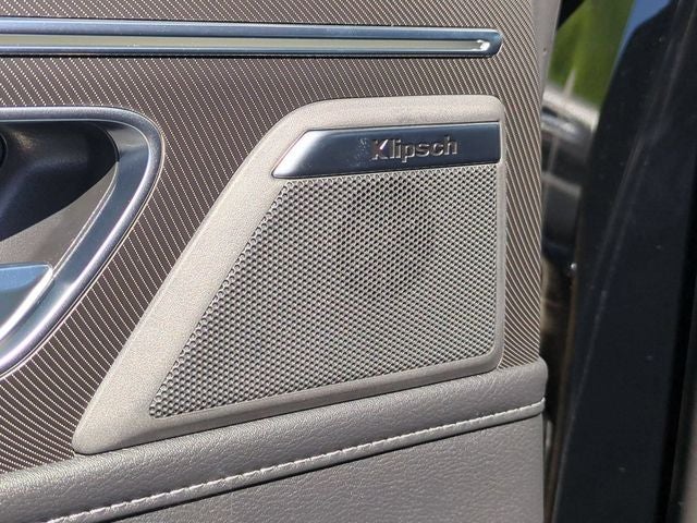 2027 INFINITI QX80 LUXE