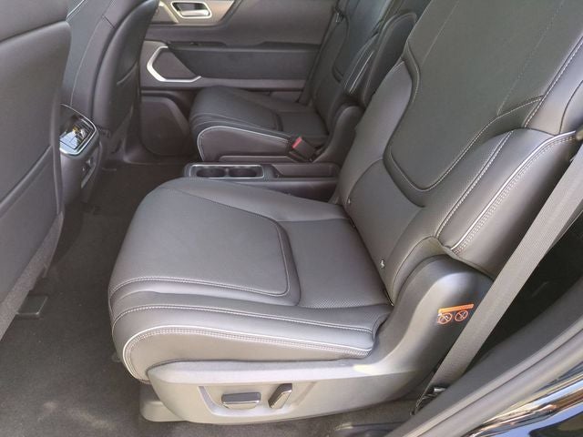 2027 INFINITI QX80 LUXE