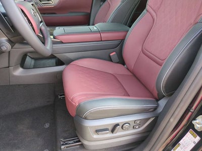 2027 INFINITI QX80 AUTOGRAPH