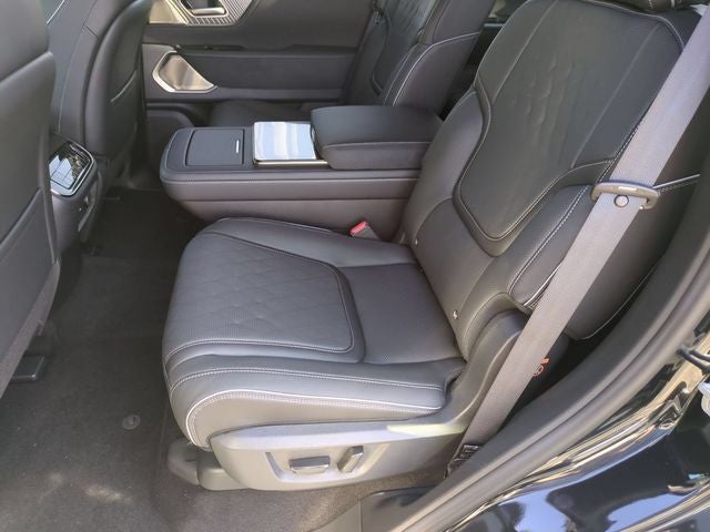 2027 INFINITI QX80 AUTOGRAPH