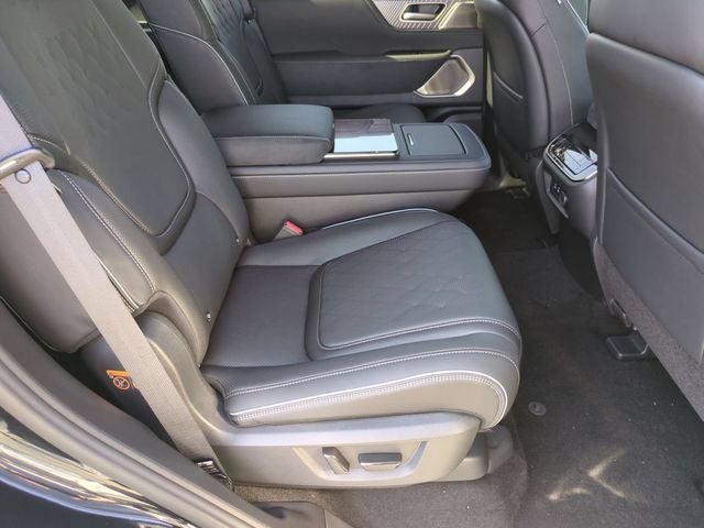2027 INFINITI QX80 AUTOGRAPH