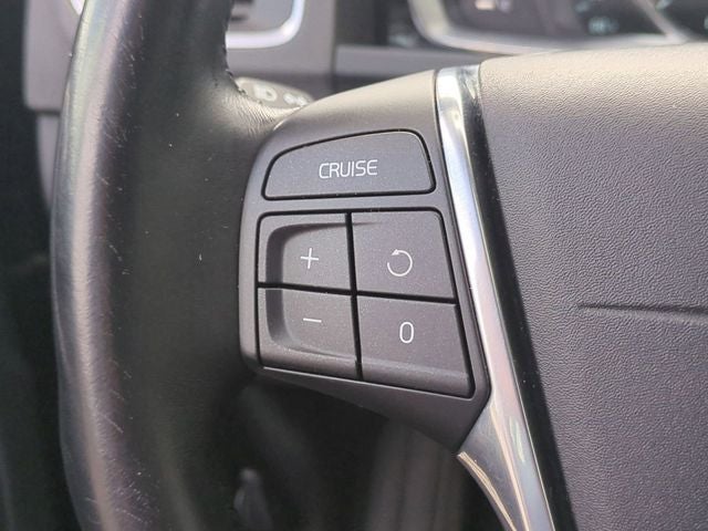 2015 Volvo V60 T5 Platinum
