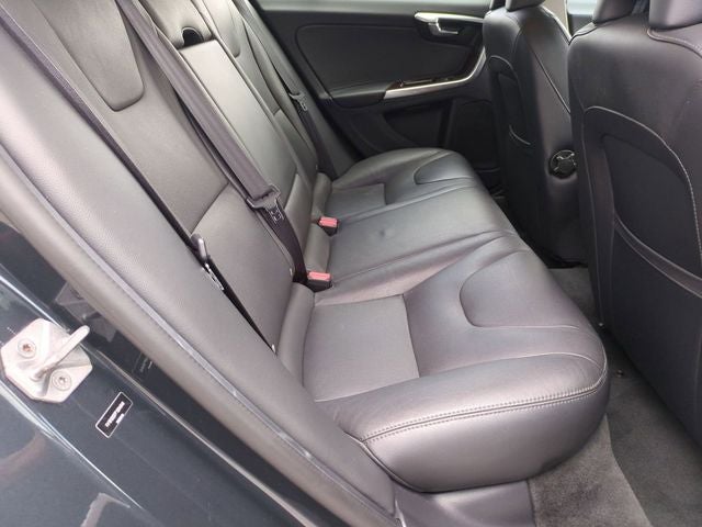 2015 Volvo V60 T5 Platinum
