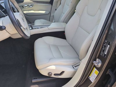 2023 Volvo XC90 B6 Plus 7-Seater