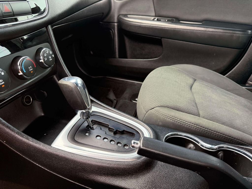 2012 Chrysler 200 LX