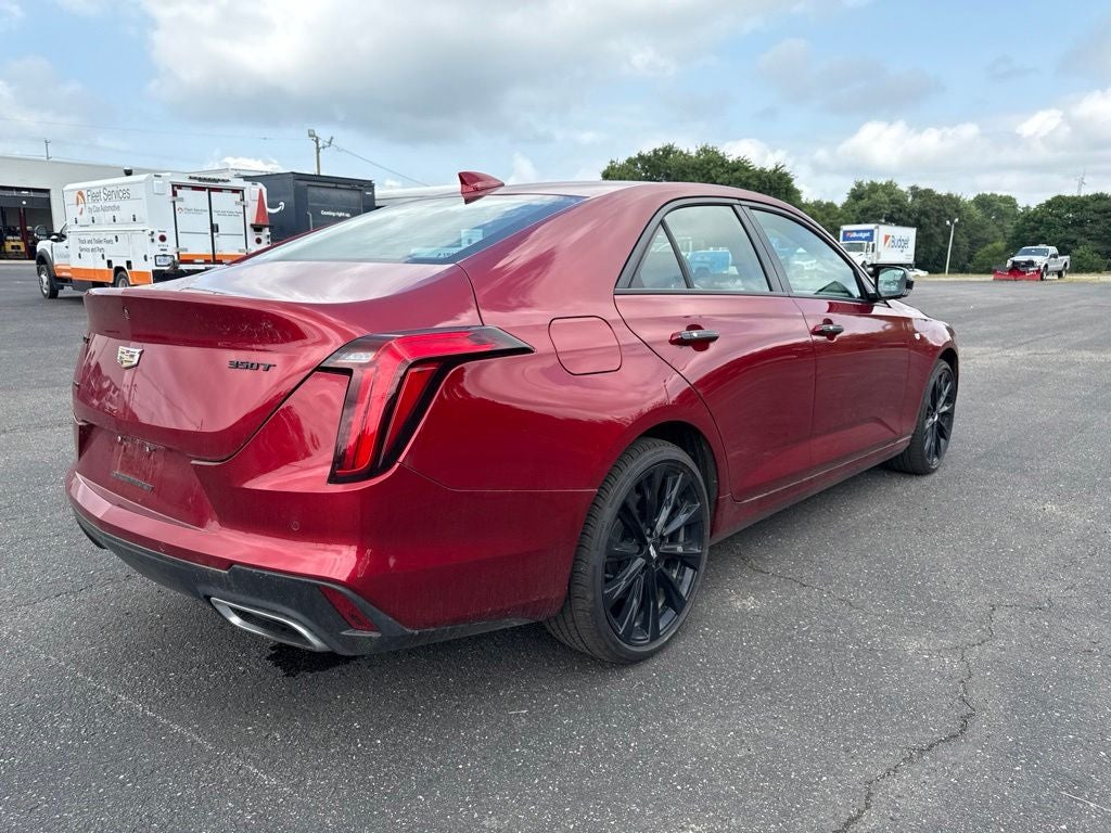 2023 Cadillac CT4 Luxury