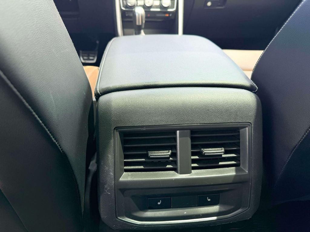 2022 Volkswagen Atlas Cross Sport 3.6L V6 SEL Premium R-Line