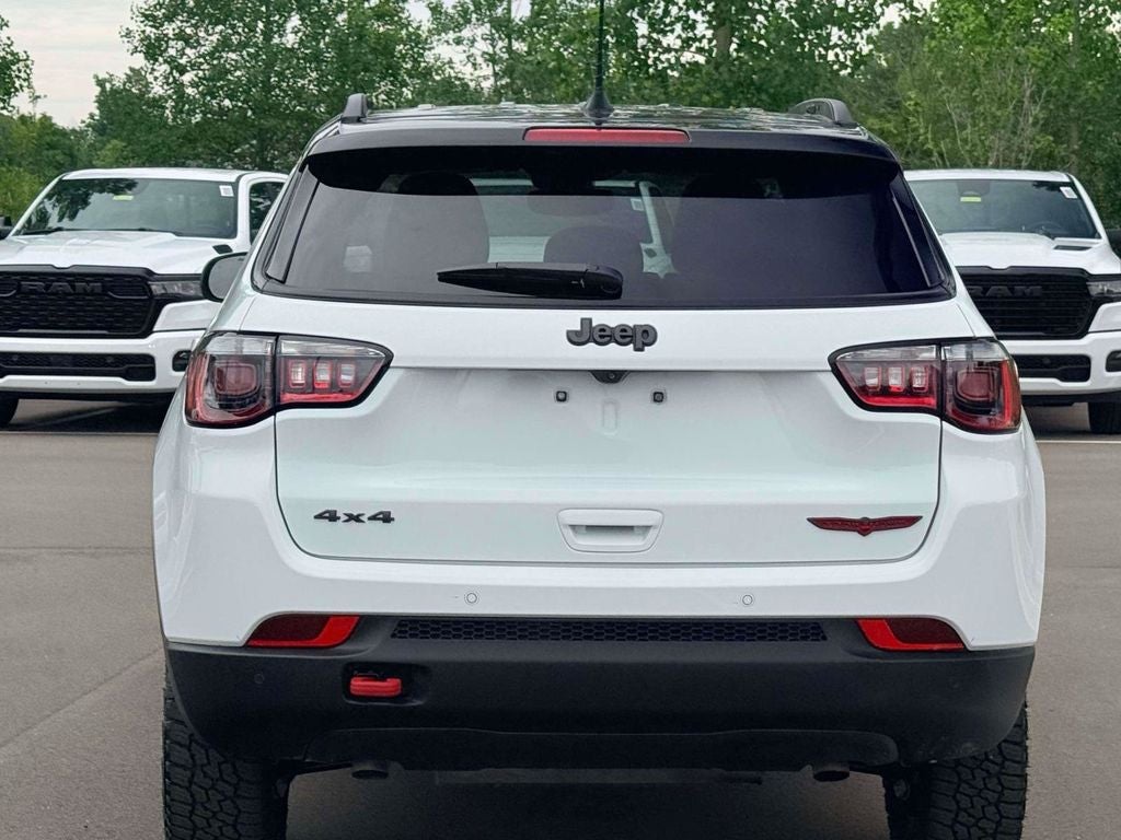 2025 Jeep Compass Trailhawk