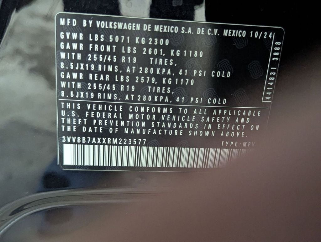 2024 Volkswagen Tiguan 2.0T SE R-Line Black