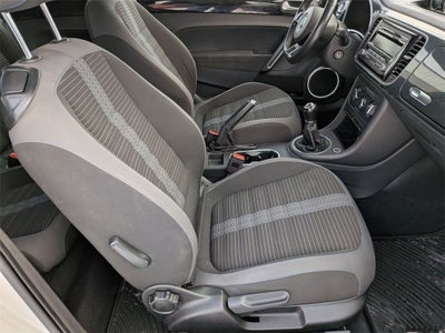 2012 Volkswagen Beetle 2.0 TSi