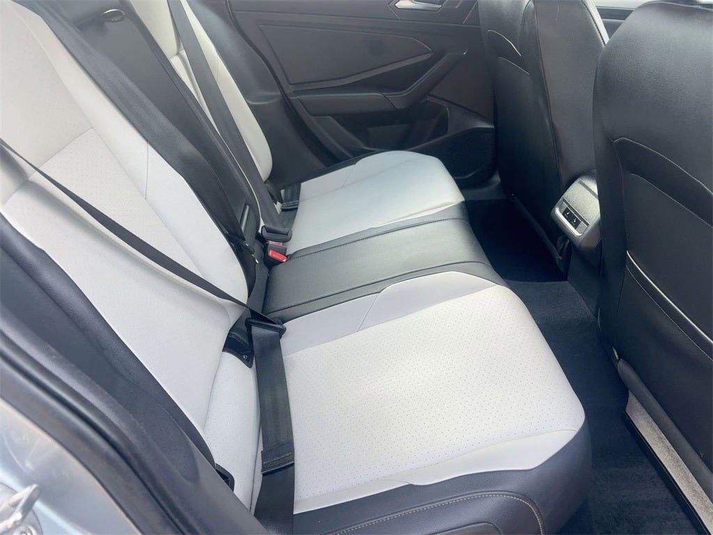 2021 Volkswagen Jetta R-Line