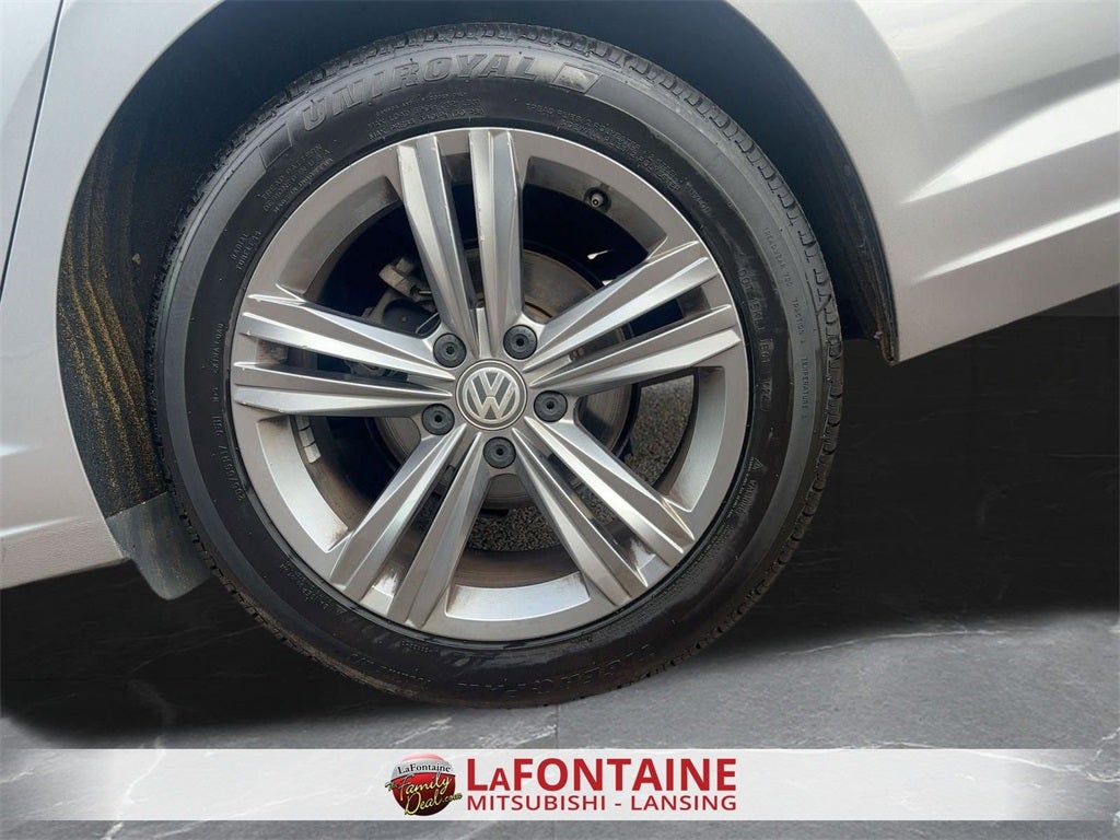 2021 Volkswagen Jetta R-Line